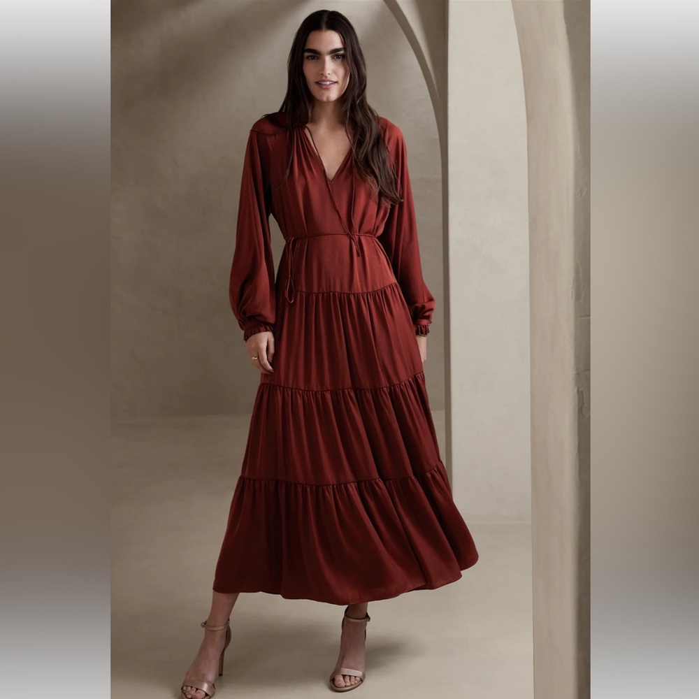 Banana Republic Tiered maxi dress
